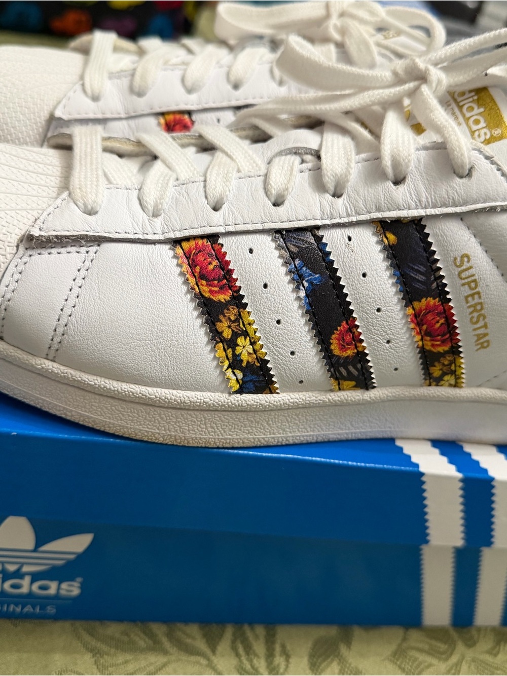 adidas White Sneakers with Floral Stripe Accents - Picture 7 of 9